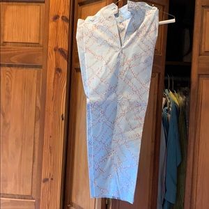 Cool cotton Capri pants with classic print